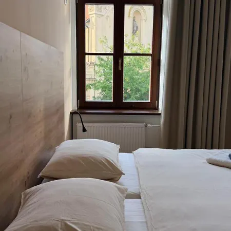 Dimora Cuore - Mediterranean Elegance In Apartmán Bratislava